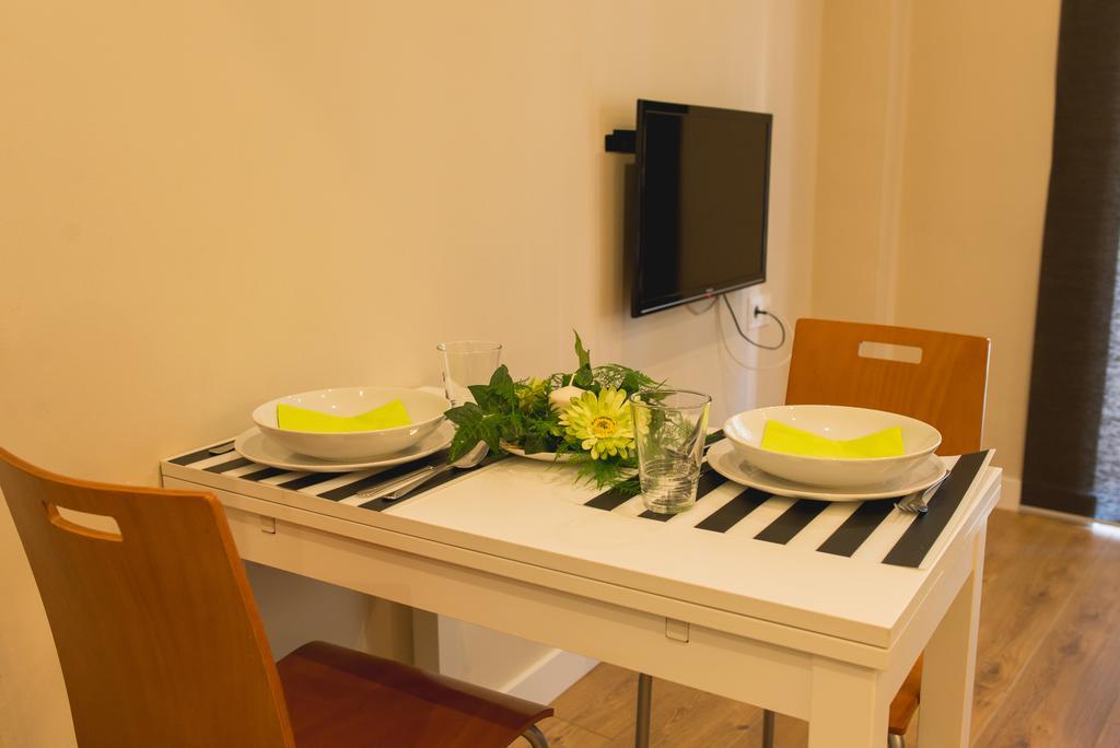 Ab Apartamentos Trinidad Málaga Zimmer foto